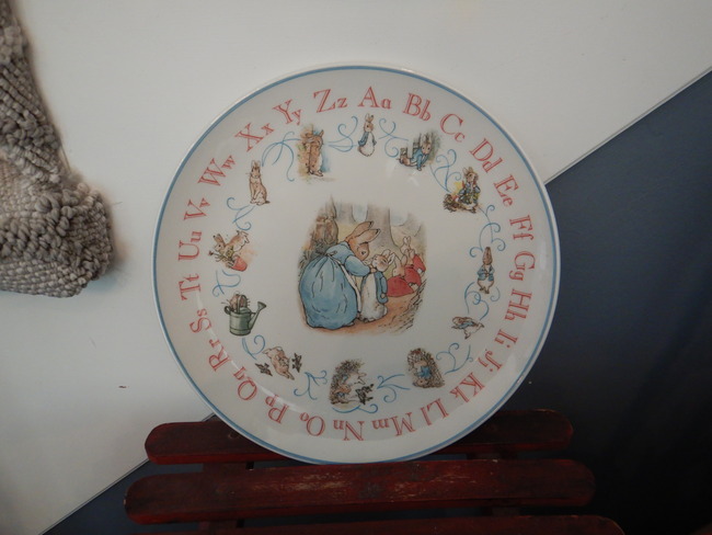 Darling Beatrix Potter Peter Rabbit Wedgwood ABC's 8" Plate