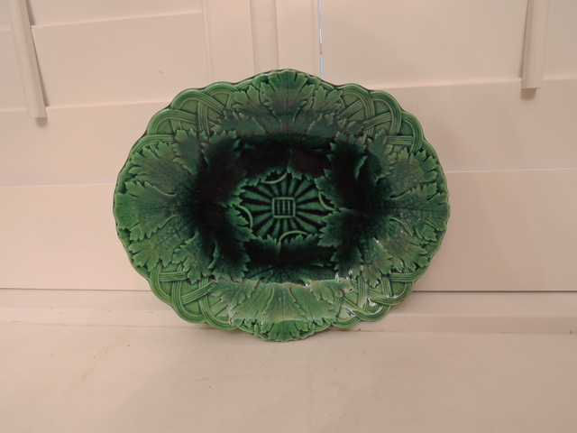 Antique Green Leaf Basketweave Wedgwood Majolica Platter/Dish 1880's