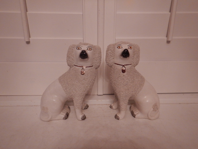 Antique Pair of Confetti Staffordshire Ware Spaniel Mantle 8.25" Dogs