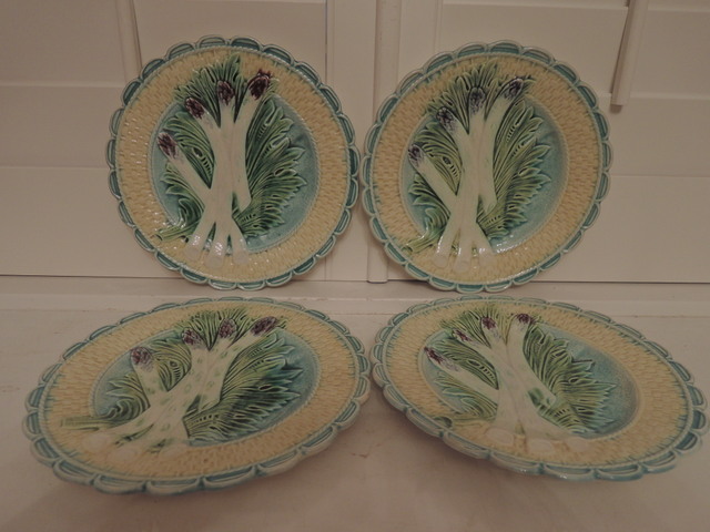 Antique Set of 4 French Asparagus Majolica Plates Basketweave w/Well 1880's