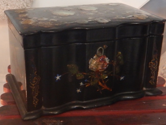 Antique English Paper Mache Tea Caddy Mother of Pearl Box 2 Compartments