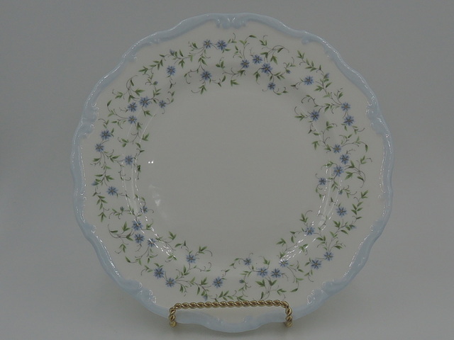 Vintage Royal Albert Caroline 8" Plate Bone China