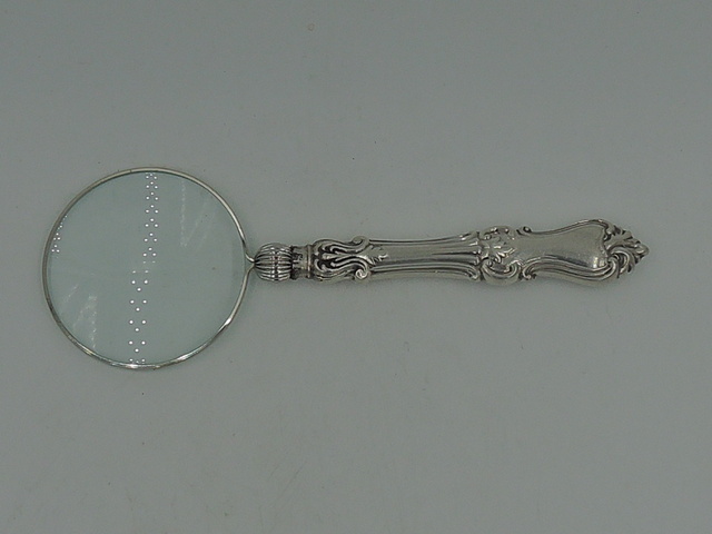 Antique English Sterling Silver Ornate Handle Magnifying Glass Sheffield 1910