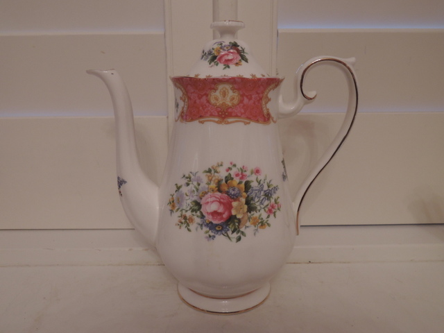 Vintage Royal Albert Lady Carlyle Pink Roses Coffee Pot/Teapot Bone China