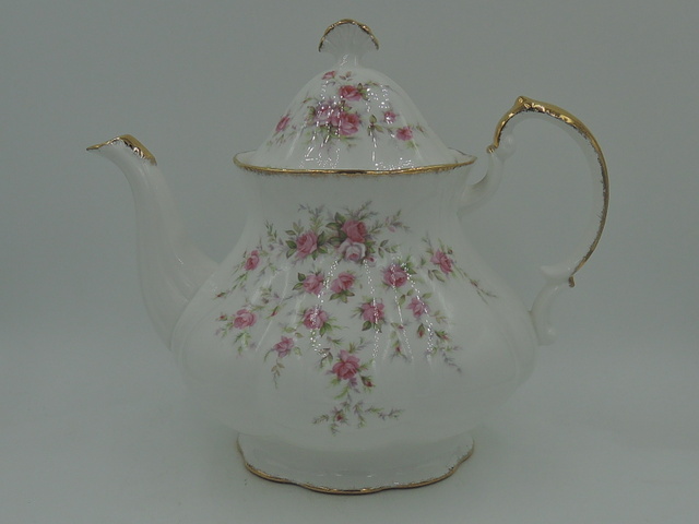 Vintage Paragon Victoriana Rose China Teapot Pink Roses 7 Cup