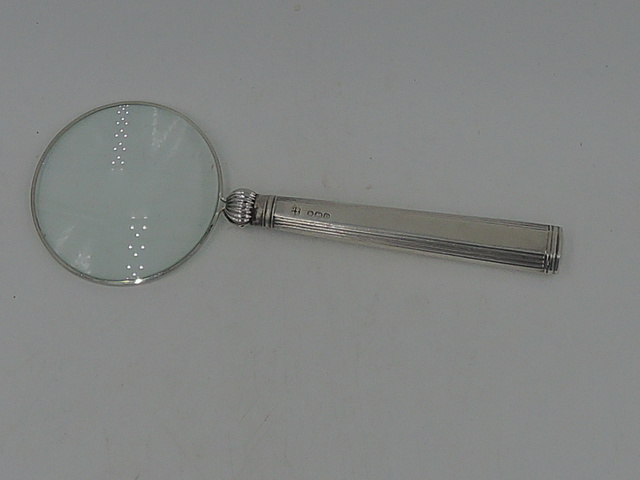 English Sterling Silver Six Sided Handle Magnifying Glass Hallmark Sheffield 1946