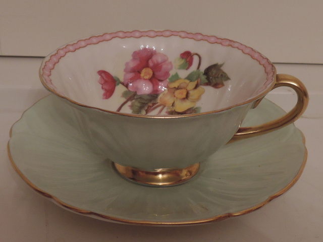 Vintage Shelley Oleander Pink Blossoms Cup & Saucer Green & Gold Teacup