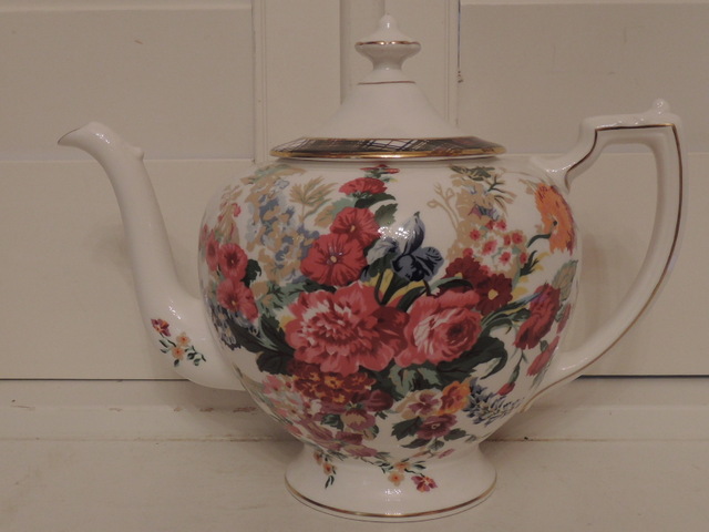 Vintage Wedgwood Hampton Floral Teapot by Ralph Lauren Bone China