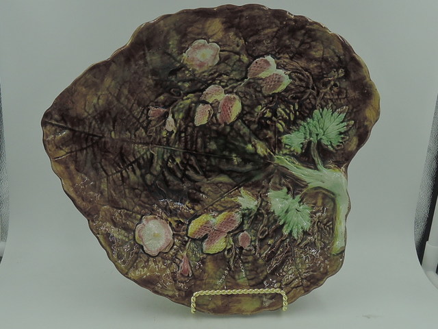 Antique Majolica Strawberry Leaf Earthenware Plate Platter