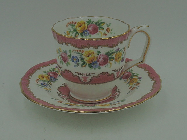 Crown Staffordshire Pink Lyric Tunis Cup & Saucer Teacup Roses
