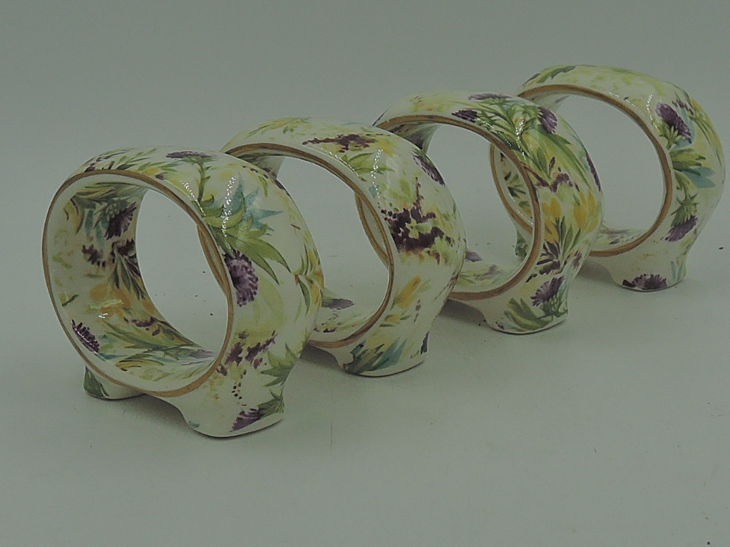 Rare! Vintage Wade Chintz Thistle Set of 4 Napkin Rings