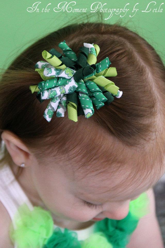 St. Paty's Day Clover Korker Bow